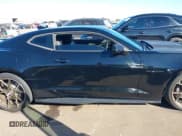 ✅ 2019 Chevrolet Camaro 2SS • VIN: 1G1FH1R76K0133267 • Lot: 43620595. Wystawiony na IAAI z przebiegiem 71 326 mil. Bezpłatny archiwum sprzedaży aukcyjnych z USA i szczegółowy raport historii pojazdu na DreamBid. Zdjęcie 13.