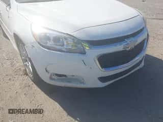 2015 Chevrolet Malibu LT z VIN 1G11C5SL8FU130294, wystawiony jako IAAI lot #43479165 z przebiegiem 352 473 mil mil oraz . Historia ofert i sprzedaży dostępna na DreamBid. Obrazek 6.