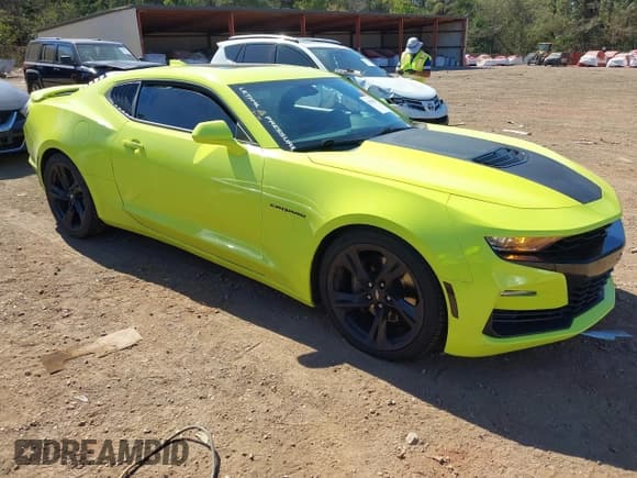 ✅ 2019 Chevrolet Camaro 2SS • VIN: 1G1FH1R70K0143647 • Lot: 43464515. Wystawiony na IAAI z przebiegiem 99 525 mil. Bezpłatny archiwum sprzedaży aukcyjnych z USA i szczegółowy raport historii pojazdu na DreamBid. Zdjęcie 1.