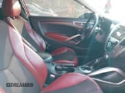 ✅ 2012 Hyundai Veloster w/Gray Int • VIN: KMHTC6AD6CU058180 • Lot: 41437903. Wystawiony na IAAI z przebiegiem 198 066 mil. Bezpłatny archiwum sprzedaży aukcyjnych z USA i szczegółowy raport historii pojazdu na DreamBid. Zdjęcie 5.