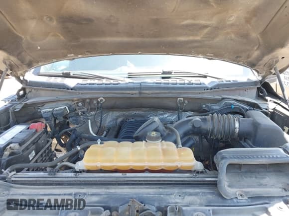 ✅ 2015 Ford F-150 XLT • VIN: 1FTFX1EF1FFC06037 • Lot: 42525664. Listed on IAAI with 269,216 mi. Free auction sales archive from the USA and detailed vehicle history report at DreamBid. Image 10.