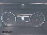 ✅ 2023 Kia Sorento LX • VIN: 5XYRG4LC9PG170703 • Lot: 43094607. Wystawiony na IAAI z przebiegiem 41 070 mil. Bezpłatny archiwum sprzedaży aukcyjnych z USA i szczegółowy raport historii pojazdu na DreamBid. Zdjęcie 7.