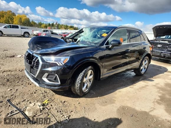 ✅ 2019 Audi Q3 Premium Plus • VIN: WA1BECF38K1069569 • Lot: 90825235. Listed on Copart with 58,525 mi. Free auction sales archive from the USA and detailed vehicle history report at DreamBid. Image 1.