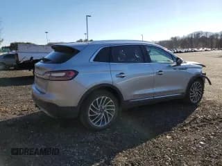 ✅ 2020 Lincoln Nautilus Reserve • VIN: 2LMPJ8K97LBL28251 • Лот: 72319632. Опубликован ранее на Copart с пробегом 49 620 миль. Бесплатный доступ к архиву аукционных продаж из США и подробный отчёт об истории автомобиля на DreamBid. Изображение 3.