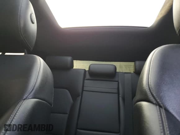 ✅ 2016 Mercedes-Benz GLA 250 • VIN: WDCTG4GB2GJ224960 • Lot: 85761165. Wystawiony na Copart z przebiegiem 103 367 mil. Bezpłatny archiwum sprzedaży aukcyjnych z USA i szczegółowy raport historii pojazdu na DreamBid. Zdjęcie 10.