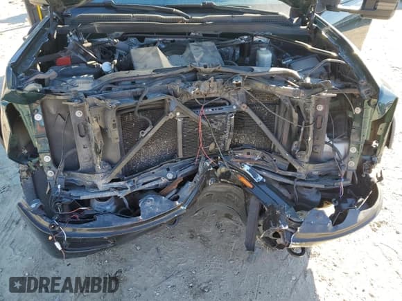 ✅ 2015 Chevrolet Silverado 1500 LT • VIN: 1GCVKREH9FZ197502 • Lot: 82609155. Listed on Copart with 167,633 mi. Free auction sales archive from the USA and detailed vehicle history report at DreamBid. Image 11.