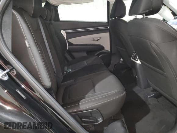 ✅ 2024 Hyundai Tucson SEL • VIN: 5NMJBCDE2RH365301 • Lot: 74338964. Wystawiony na Copart z przebiegiem 14 969 mil. Bezpłatny archiwum sprzedaży aukcyjnych z USA i szczegółowy raport historii pojazdu na DreamBid. Zdjęcie 11.