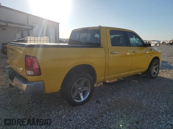 ✅ 2009 Dodge 1500 Sport • VIN: 1D3HB13T39S749599 • Lot: 83066984. Wystawiony na Copart z przebiegiem 262 226 mil. Bezpłatny archiwum sprzedaży aukcyjnych z USA i szczegółowy raport historii pojazdu na DreamBid. Zdjęcie 3.
