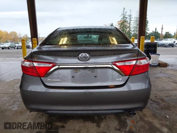 ✅ 2017 Toyota Camry SE • VIN: 4T1BF1FK0HU362576 • Lot: 43647037. Listed on IAAI with 102,686 mi. Free auction sales archive from the USA and detailed vehicle history report at DreamBid. Image 16.