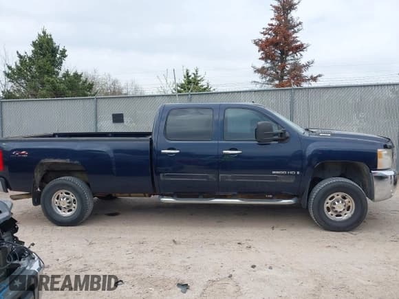 ✅ 2007 Chevrolet Silverado 2500HD 1LT • VIN: 1GCHK23K27F549776 • Лот: 42155334. Опубликован ранее на IAAI с пробегом 118 846 миль. Бесплатный доступ к архиву аукционных продаж из США и подробный отчёт об истории автомобиля на DreamBid. Изображение 14.