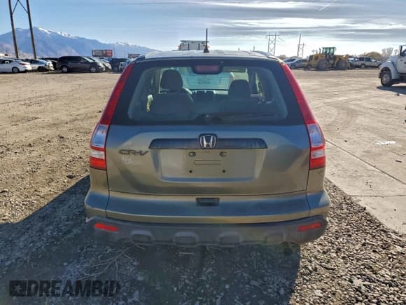 ✅ 2008 Honda CR-V LX • VIN: JHLRE48388C082460 • Lot: 92708245. Wystawiony na Copart z przebiegiem 229 062 mil. Bezpłatny archiwum sprzedaży aukcyjnych z USA i szczegółowy raport historii pojazdu na DreamBid. Zdjęcie 6.