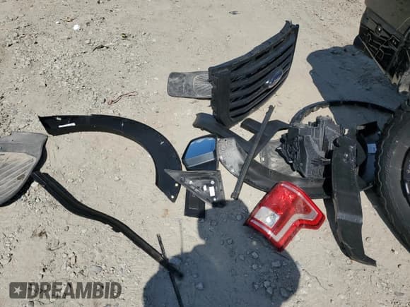 ✅ 2020 Ford F-150 Raptor • VIN: 1FTFW1RG7LFB83218 • Lot: 71217595. Listed on Copart with Not provided. Free auction sales archive from the USA and detailed vehicle history report at DreamBid. Image 12.