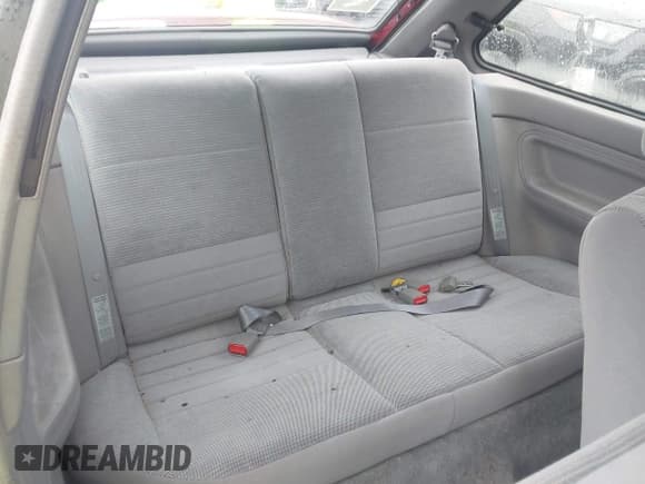 ✅ 1995 Ford Escort • VIN: 1FASP11J5SW107553 • Lot: 42202877. Listed on IAAI with 76,751 mi. Free auction sales archive from the USA and detailed vehicle history report at DreamBid. Image 8.