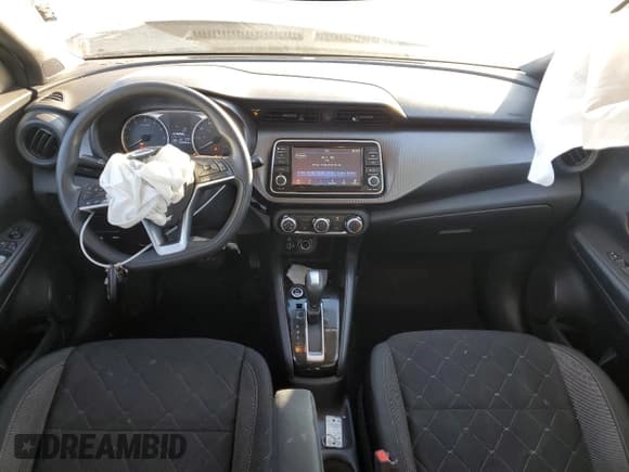 ✅ 2020 Nissan Kicks S • VIN: 3N1CP5BV9LL546093 • Lot: 86292985. Wystawiony na Copart z przebiegiem 108 583 mil. Bezpłatny archiwum sprzedaży aukcyjnych z USA i szczegółowy raport historii pojazdu na DreamBid. Zdjęcie 8.