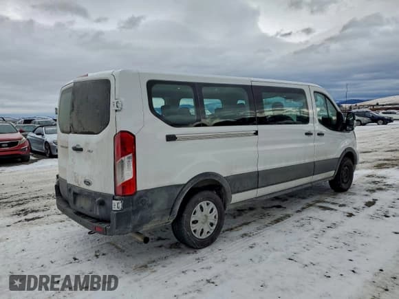 ✅ 2024 Ford Transit Passenger XLT • VIN: 1FBAX2Y84RKA86344 • Lot: 95713775. Wystawiony na Copart z przebiegiem 6 993 mil. Bezpłatny archiwum sprzedaży aukcyjnych z USA i szczegółowy raport historii pojazdu na DreamBid. Zdjęcie 3.