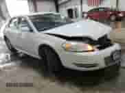 2016 Chevrolet Impala LS z VIN 2G1WA5E37G1158690, wystawiony jako Copart lot #82547315 z przebiegiem 106 735 mil mil oraz Szkoda całkowita • Salvage title. Historia ofert i sprzedaży dostępna na DreamBid. Obrazek 4.