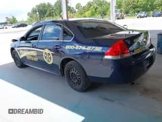 2011 Chevrolet Impala Police Police z VIN 2G1WD5EM5B1229913, wystawiony jako IAAI lot #42313113 z przebiegiem 144 466 mil mil oraz . Historia ofert i sprzedaży dostępna na DreamBid. Obrazek 3.