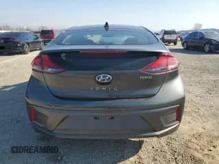 ✅ 2020 Hyundai Ioniq SE • VIN: KMHC75LC9LU237347 • Lot: 42818085. Wystawiony na Copart z przebiegiem 64 944 mil. Bezpłatny archiwum sprzedaży aukcyjnych z USA i szczegółowy raport historii pojazdu na DreamBid. Zdjęcie 6.
