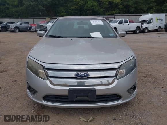 ✅ 2011 Ford Fusion Hybrid • VIN: 3FADP0L31BR186028 • Лот: 43068163. Опубликован ранее на IAAI с пробегом 158 718 миль. Бесплатный доступ к архиву аукционных продаж из США и подробный отчёт об истории автомобиля на DreamBid. Изображение 6.