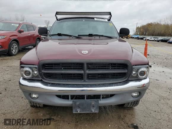 2000 Dodge Dakota Sport z VIN 1B7GG26N8YS795890, wystawiony jako Copart lot #78523764 z przebiegiem 214 933 mil mil oraz Szkoda całkowita • Salvage title. Historia ofert i sprzedaży dostępna na DreamBid. Obrazek 5.