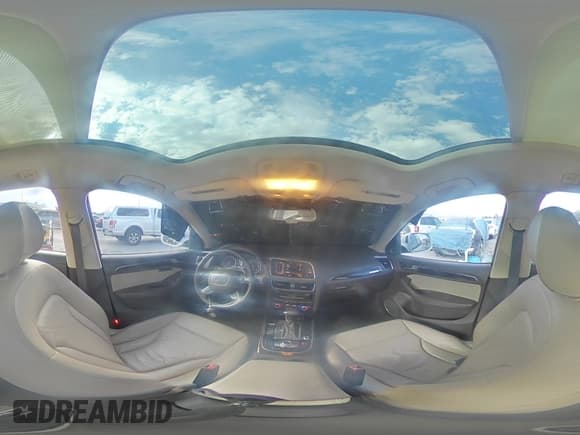 ✅ 2014 Audi Q5 Premium Plus • VIN: WA1DGAFP3EA129627 • Lot: 70332435. Wystawiony na Copart z przebiegiem 67 995 mil. Bezpłatny archiwum sprzedaży aukcyjnych z USA i szczegółowy raport historii pojazdu na DreamBid. Zdjęcie 14.