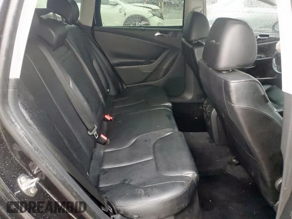 ✅ 2008 Volkswagen Passat Komfort • VIN: WVWLK73C58E213899 • Lot: 55810435. Wystawiony na Copart z przebiegiem 95 989 mil. Bezpłatny archiwum sprzedaży aukcyjnych z USA i szczegółowy raport historii pojazdu na DreamBid. Zdjęcie 10.