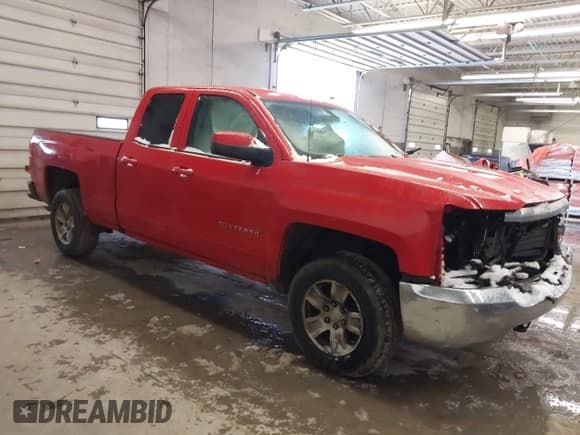 ✅ 2019 Chevrolet Silverado 1500 LT • VIN: 2GCVKPEC0K1114048 • Lot: 43668162. Wystawiony na IAAI z przebiegiem 106 363 mil. Bezpłatny archiwum sprzedaży aukcyjnych z USA i szczegółowy raport historii pojazdu na DreamBid. Zdjęcie 1.