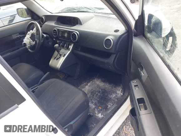 ✅ 2009 Scion xB • VIN: JTLKE50E591086548 • Lot: 43736067. Listed on IAAI with 182,193 mi. Free auction sales archive from the USA and detailed vehicle history report at DreamBid. Image 5.