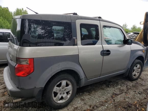 ✅ 2003 Honda Element EX • VIN: 5J6YH28513L016745 • Lot: 60483055. Listed on Copart with 241,539 mi. Free auction sales archive from the USA and detailed vehicle history report at DreamBid. Image 3.