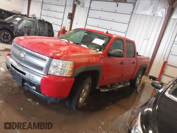 ✅ 2010 Chevrolet Silverado 1500 1HY • VIN: 3GCXKUEJ2AG214941 • Lot: 41221547. Listed on IAAI with 199,365 mi. Free auction sales archive from the USA and detailed vehicle history report at DreamBid. Image 18.