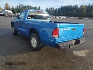 ✅ 1998 Dodge Dakota SLT • VIN: 1B7FL26X2WS765547 • Lot: 90927315. Wystawiony na Copart z przebiegiem 141 127 mil. Bezpłatny archiwum sprzedaży aukcyjnych z USA i szczegółowy raport historii pojazdu na DreamBid. Zdjęcie 2.