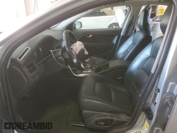 ✅ 2011 Volvo S80 3.2L • VIN: YV1952AS4B1135154 • Лот: 64636925. Опубликован ранее на Copart с пробегом 169 779 миль. Бесплатный доступ к архиву аукционных продаж из США и подробный отчёт об истории автомобиля на DreamBid. Изображение 7.