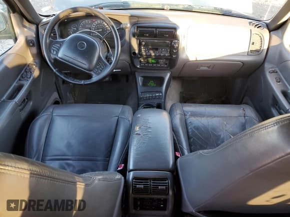 ✅ 1999 Mercury Mountaineer • VIN: 4M2ZU55P7XUJ42065 • Lot: 85194624. Listed on Copart with 304,261 mi. Free auction sales archive from the USA and detailed vehicle history report at DreamBid. Image 8.