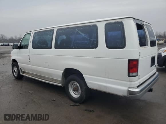 ✅ 2000 Ford Econoline Passenger XL • VIN: 1FBSS31L7YHB41694 • Lot: 43387385. Listed on Copart with 108,458 mi. Free auction sales archive from the USA and detailed vehicle history report at DreamBid. Image 2.