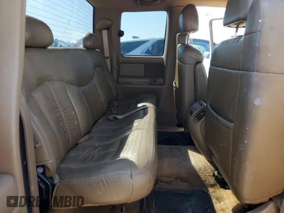 ✅ 2000 Chevrolet Silverado 1500 LS • VIN: 2GCEK19T7Y1190334 • Лот: 63874765. Опубликован ранее на Copart с пробегом 207 133 миль. Бесплатный доступ к архиву аукционных продаж из США и подробный отчёт об истории автомобиля на DreamBid. Изображение 10.