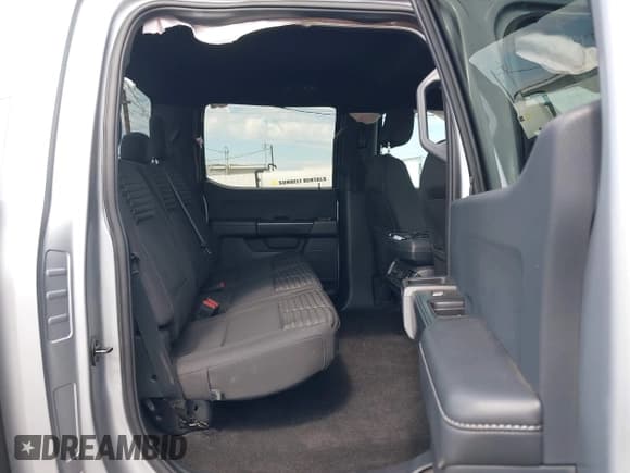 ✅ 2022 Ford F-150 XL • VIN: 1FTEW1CP0NKF24702 • Lot: 43434330. Listed on IAAI with 47,706 mi. Free auction sales archive from the USA and detailed vehicle history report at DreamBid. Image 8.