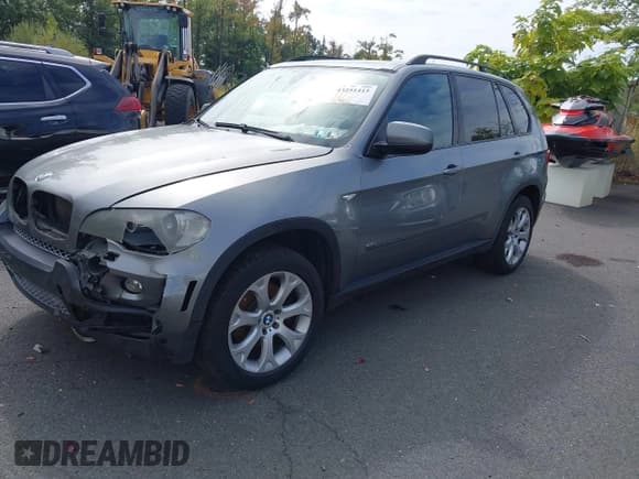 ✅ 2007 BMW X5 4.8i • VIN: 5UXFE83527LZ42057 • Лот: 43251415. Опубликован ранее на IAAI с пробегом 164 416 миль. Бесплатный доступ к архиву аукционных продаж из США и подробный отчёт об истории автомобиля на DreamBid. Изображение 2.