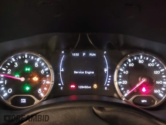 ✅ 2018 Jeep Renegade Sport • VIN: ZACCJBAB8JPJ13595 • Lot: 43732437. Wystawiony na IAAI z przebiegiem 129 450 mil. Bezpłatny archiwum sprzedaży aukcyjnych z USA i szczegółowy raport historii pojazdu na DreamBid. Zdjęcie 7.