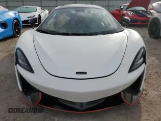 ✅ 2017 McLaren 570S • VIN: SBM13DAA8HW001701 • Лот: 74225204. Опубликован ранее на Copart с пробегом Не указан. Бесплатный доступ к архиву аукционных продаж из США и подробный отчёт об истории автомобиля на DreamBid. Изображение 5.