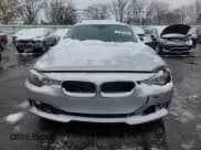 ✅ 2013 BMW 3 Series 328i xDrive • VIN: WBA3B3C50DJ969682 • Lot: 91551735. Wystawiony na Copart z przebiegiem 148 002 mil. Bezpłatny archiwum sprzedaży aukcyjnych z USA i szczegółowy raport historii pojazdu na DreamBid. Zdjęcie 5.