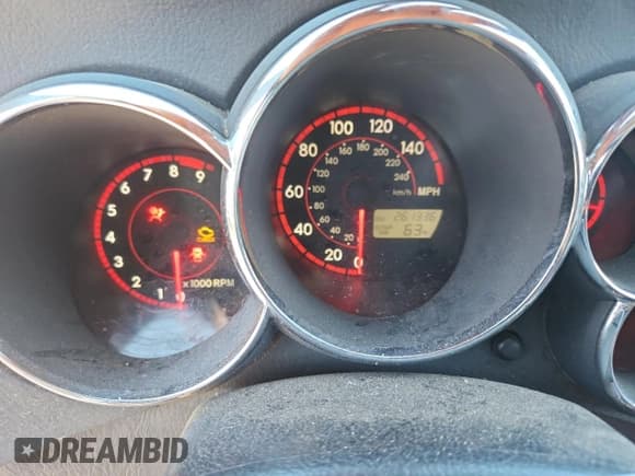 ✅ 2004 Toyota Matrix XRS • VIN: 2T1KY32E54C174394 • Лот: 82321665. Опубликован ранее на Copart с пробегом 261 336 миль. Бесплатный доступ к архиву аукционных продаж из США и подробный отчёт об истории автомобиля на DreamBid. Изображение 9.