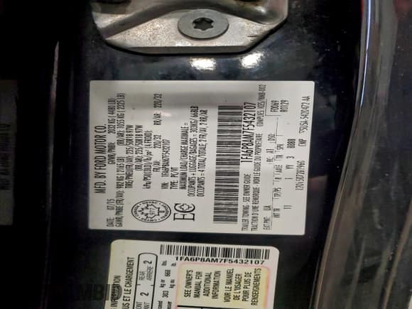 ✅ 2015 Ford Mustang V6 • VIN: 1FA6P8AM7F5432107 • Lot: 95278475. Wystawiony na Copart z przebiegiem 141 819 mil. Bezpłatny archiwum sprzedaży aukcyjnych z USA i szczegółowy raport historii pojazdu na DreamBid. Zdjęcie 12.