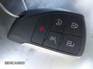 ✅ 2024 Acura ZDX w/A-Spec Package • VIN: 4W5KHMRK8RZ506801 • Лот: 43490695. Опубликован ранее на IAAI с пробегом 2 806 миль. Бесплатный доступ к архиву аукционных продаж из США и подробный отчёт об истории автомобиля на DreamBid. Изображение 11.