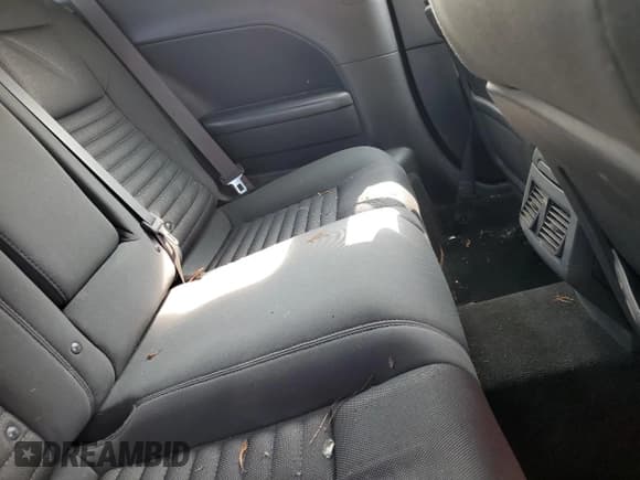 ✅ 2014 Dodge Challenger SXT • VIN: 2C3CDYAG4EH195944 • Lot: 70479384. Wystawiony na Copart z przebiegiem 178 902 mil. Bezpłatny archiwum sprzedaży aukcyjnych z USA i szczegółowy raport historii pojazdu na DreamBid. Zdjęcie 11.