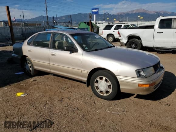 ✅ 1996 Toyota Avalon XL • VIN: 4T1BF12B6TU132071 • Lot: 70058174. Wystawiony na Copart z przebiegiem 261 872 mil. Bezpłatny archiwum sprzedaży aukcyjnych z USA i szczegółowy raport historii pojazdu na DreamBid. Zdjęcie 4.
