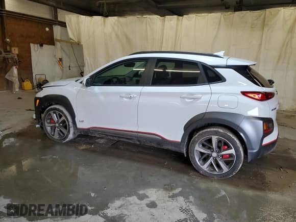 2019 Hyundai Kona Ultimate z VIN KM8K5CA55KU246717, wystawiony jako Copart lot #39403953 z przebiegiem 29 561 mil mil oraz . Historia ofert i sprzedaży dostępna na DreamBid. Obrazek 2.