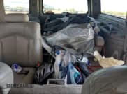 ✅ 2002 Chevrolet Suburban Z71 • VIN: 3GNFK16Z52G356496 • Лот: 61204945. Опубликован ранее на Copart с пробегом 260 121 миль. Бесплатный доступ к архиву аукционных продаж из США и подробный отчёт об истории автомобиля на DreamBid. Изображение 10.