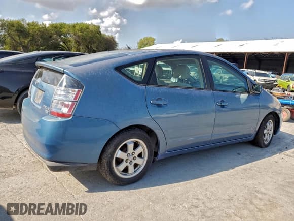 ✅ 2005 Toyota Prius • VIN: JTDKB20U953105854 • Лот: 94337695. Опубликован ранее на Copart с пробегом 122 106 миль. Бесплатный доступ к архиву аукционных продаж из США и подробный отчёт об истории автомобиля на DreamBid. Изображение 3.
