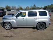 ✅ 2010 Chevrolet HHR LS • VIN: 3GNBAADB8AS540236 • Lot: 41998980. Listed on IAAI with 272,187 mi. Free auction sales archive from the USA and detailed vehicle history report at DreamBid. Image 15.