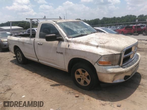✅ 2009 Dodge 1500 SLT • VIN: 1D3HB16P29J516639 • Lot: 42448538. Wystawiony na IAAI z przebiegiem 216 132 mil. Bezpłatny archiwum sprzedaży aukcyjnych z USA i szczegółowy raport historii pojazdu na DreamBid. Zdjęcie 1.